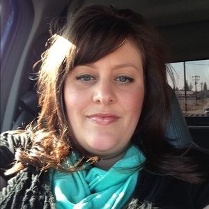 Meet your Posher, Mandi